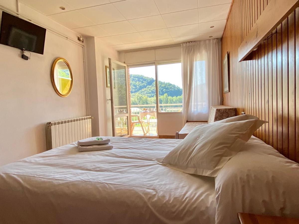 Hotel Solana Del Ter リポイ エクステリア 写真