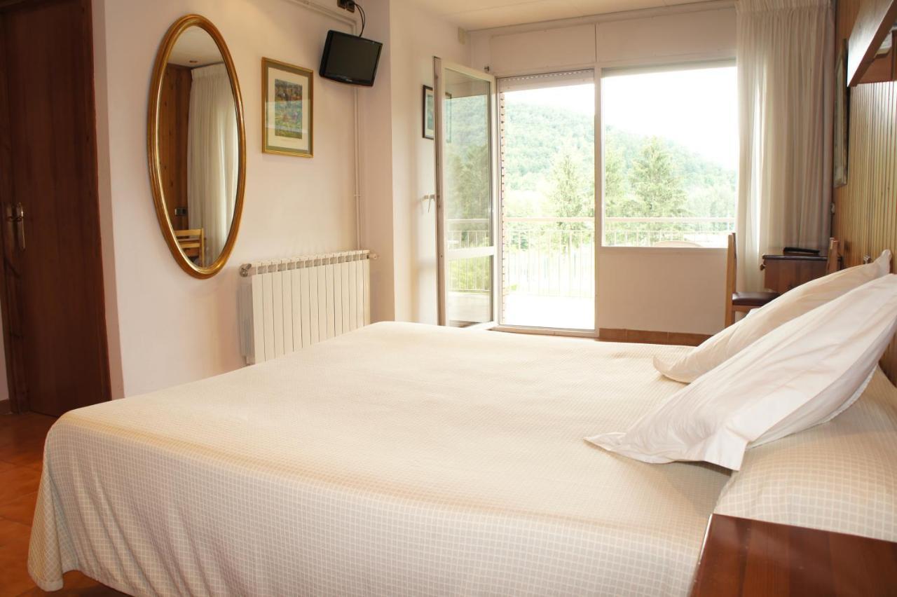 Hotel Solana Del Ter リポイ エクステリア 写真